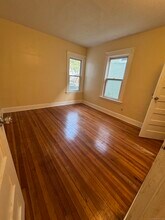 Building Photo - 418 Shelton Ave Building Photo - 418 Shelton Ave