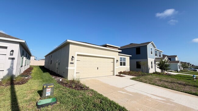 Building Photo - 5177 Green Belt Dr