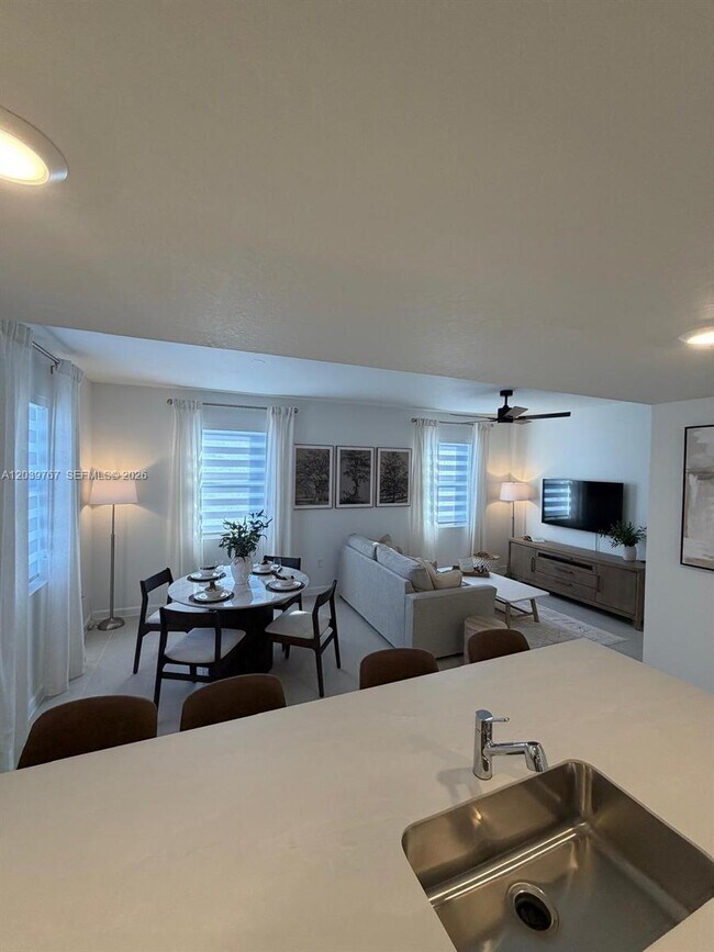 Foto del edificio - 12486 SW 248th St