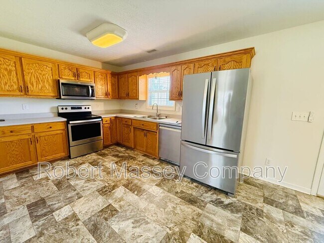 Foto del edificio - 137 Stone Creek Ct