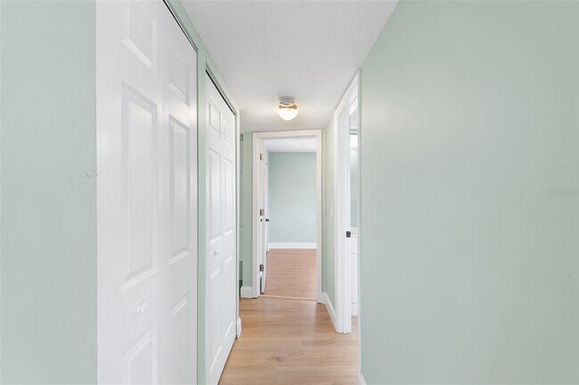 Foto del edificio - 6262 Emerson Ave S