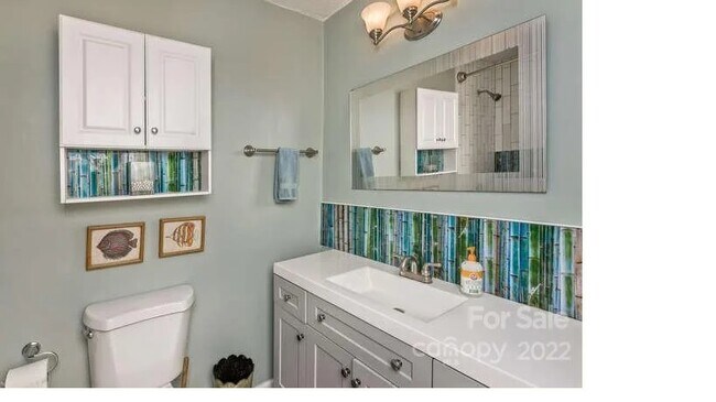 Foto del edificio - 9 Fieldcrest Dr
