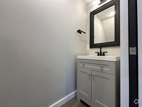 Building Photo - 141 Hughes St