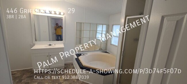 Foto del edificio - 446 Griffin Rd