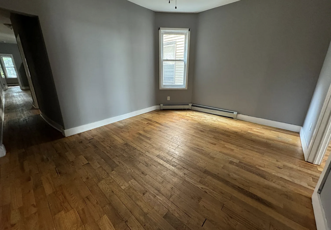 Building Photo - 134 Wilkinson Ave