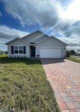 Building Photo - 5215 Butte St