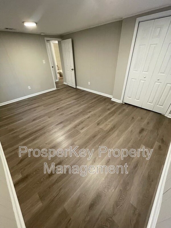 Foto del edificio - 290 Lee Rd 213