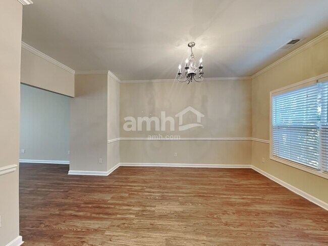 Foto del edificio - 17 Brookvalley Ct W