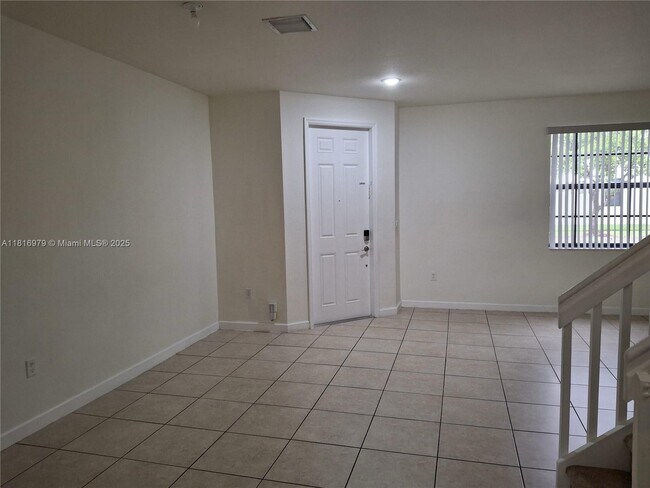 Building Photo - 9320 W 33rd Ln