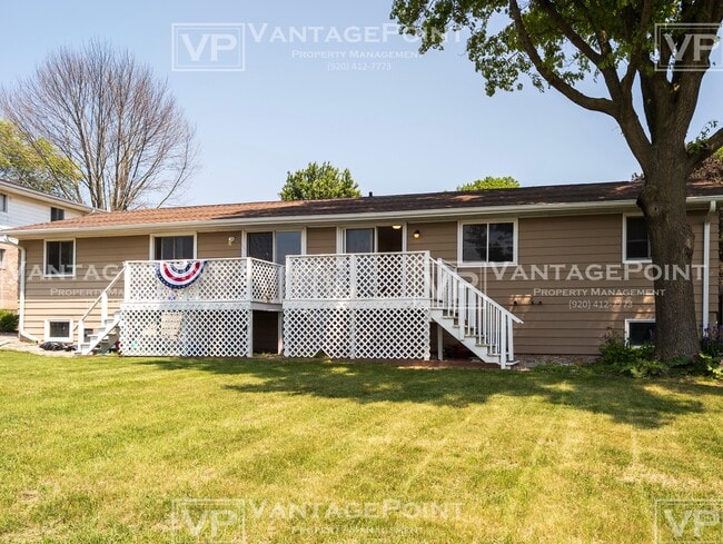Building Photo - 2571 Trojan Dr