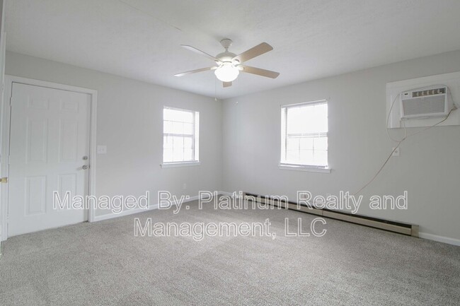 Building Photo - 24-424 Thompsonville Ln