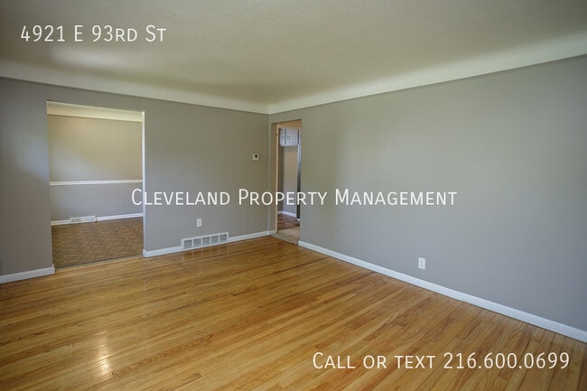 Foto del edificio - 4921 E 93rd St