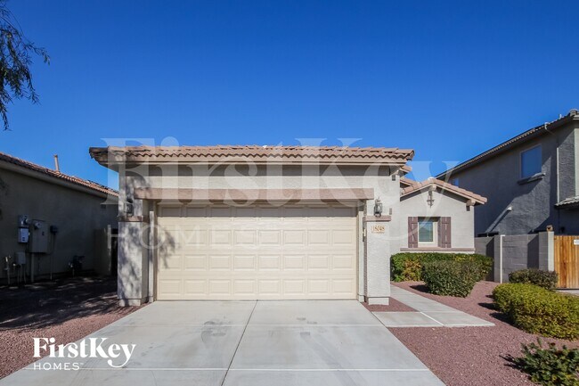 Foto del edificio - 18048 W Post Dr