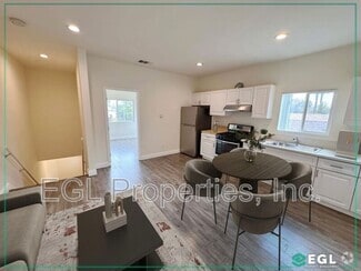 Building Photo - 4503 S Gramercy Pl