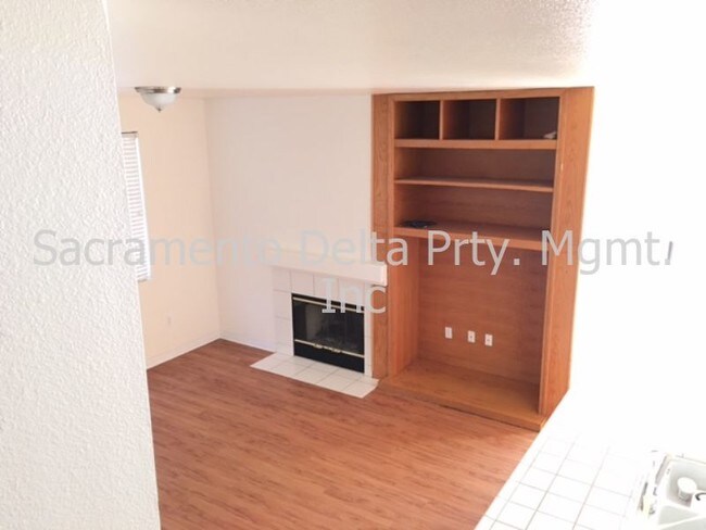 Foto del edificio - 6941 Trailride Way