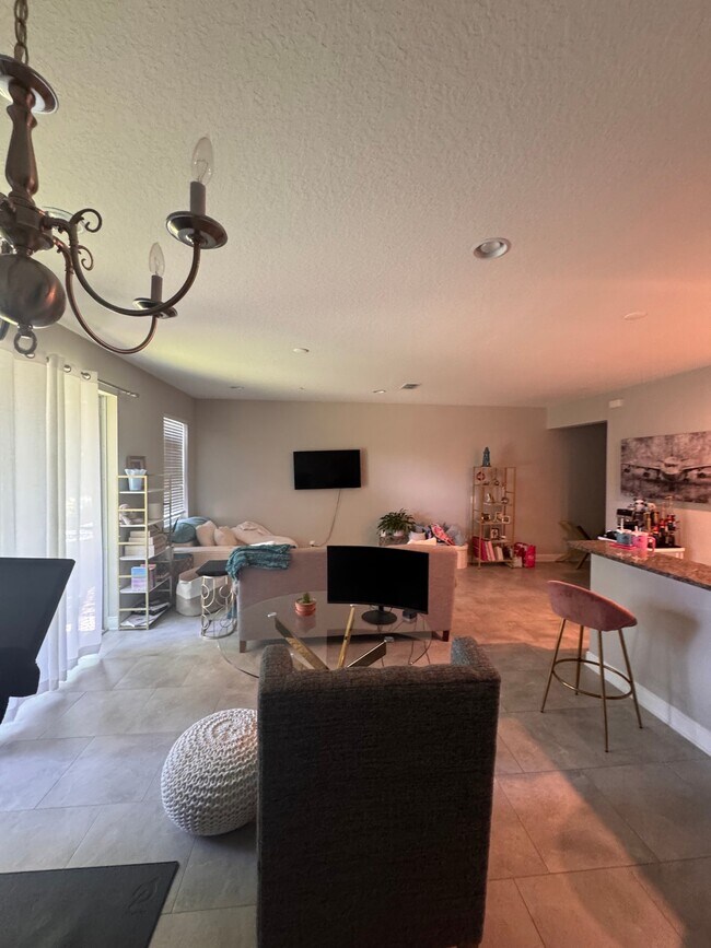 Foto del edificio - 15254 Sunrise Grove Ct