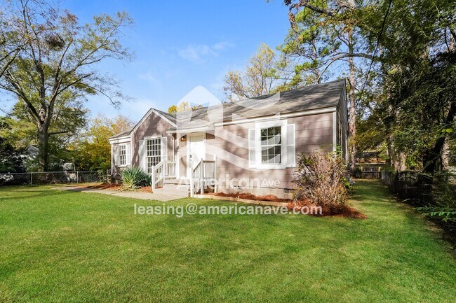 Foto del edificio - 522 Woodbury Rd