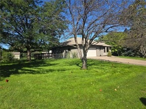 Building Photo - 8301 Lawndale Ln N
