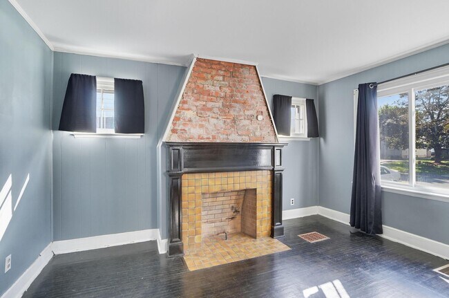 Foto del edificio - 610 Salisbury Rd