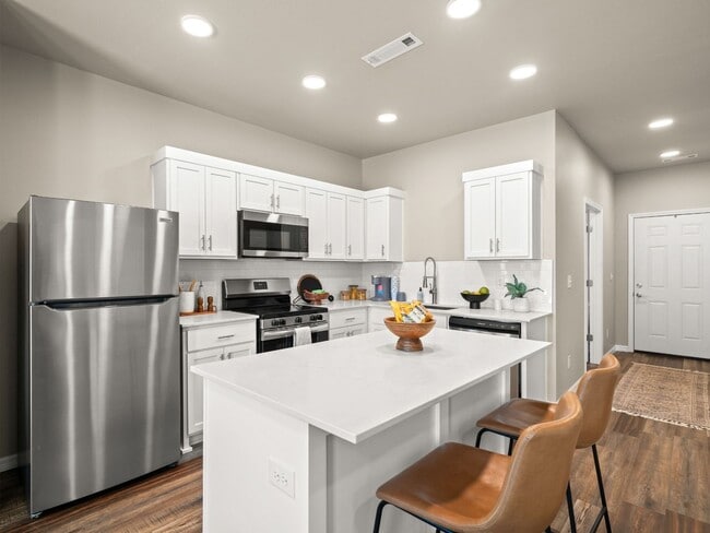Building Photo - The Villas at Palecero