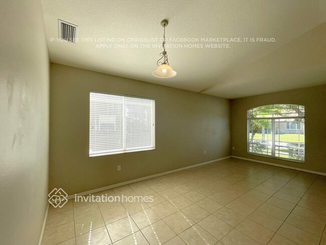 Foto del edificio - 34821 Prairie Ridge Way