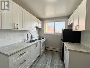 Building Photo - 1 Balfour Pl