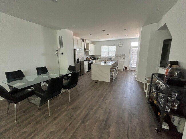 Photo - 7311 Arlington Blvd Townhome