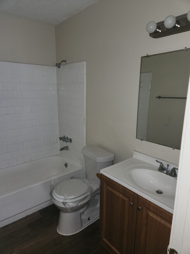 Bathroom - 696 S 72nd Ave