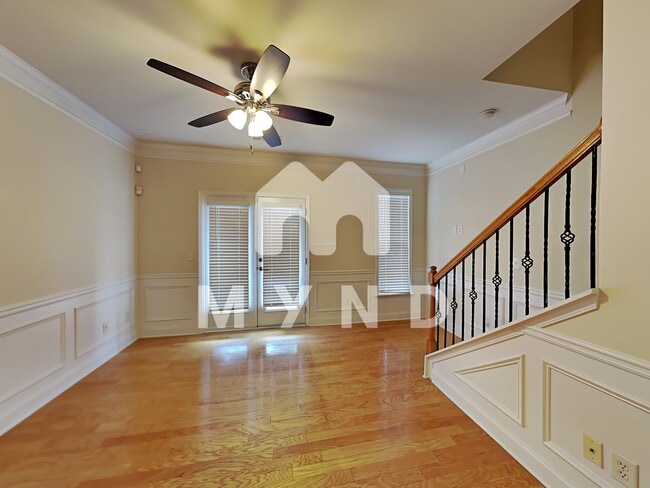 Building Photo - 213 16th St NW