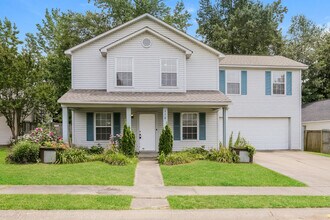 Building Photo - 118 Village Dr
