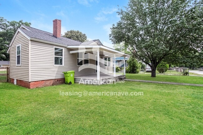 Foto del edificio - 310 Virginia St