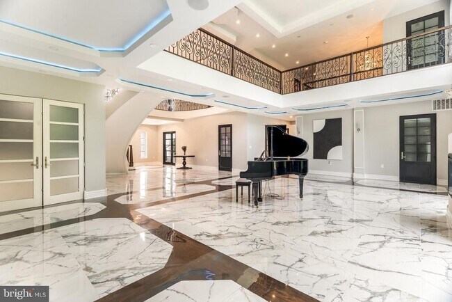 Building Photo - 1065 Northfalls Ct