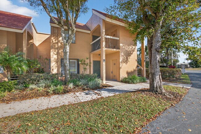 Building Photo - 11282 Green Lake Dr