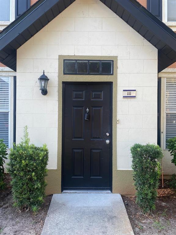 Foto principal - 6063 Westgate Dr