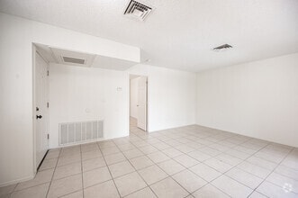 Building Photo - 4729 Nara Vista Way