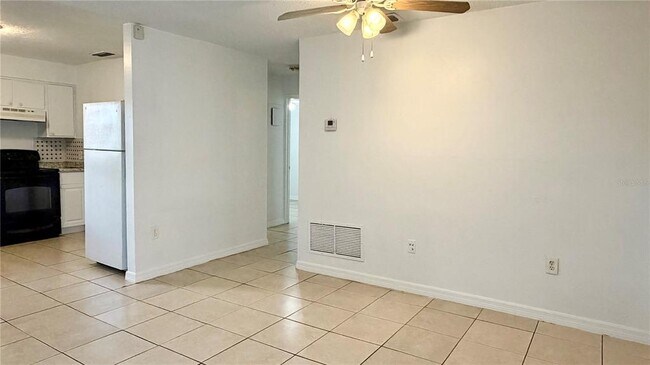 Foto del edificio - 1905 Park Manor Dr