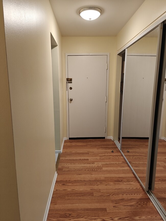 Foto del edificio - 2600 Brookwood Way Dr