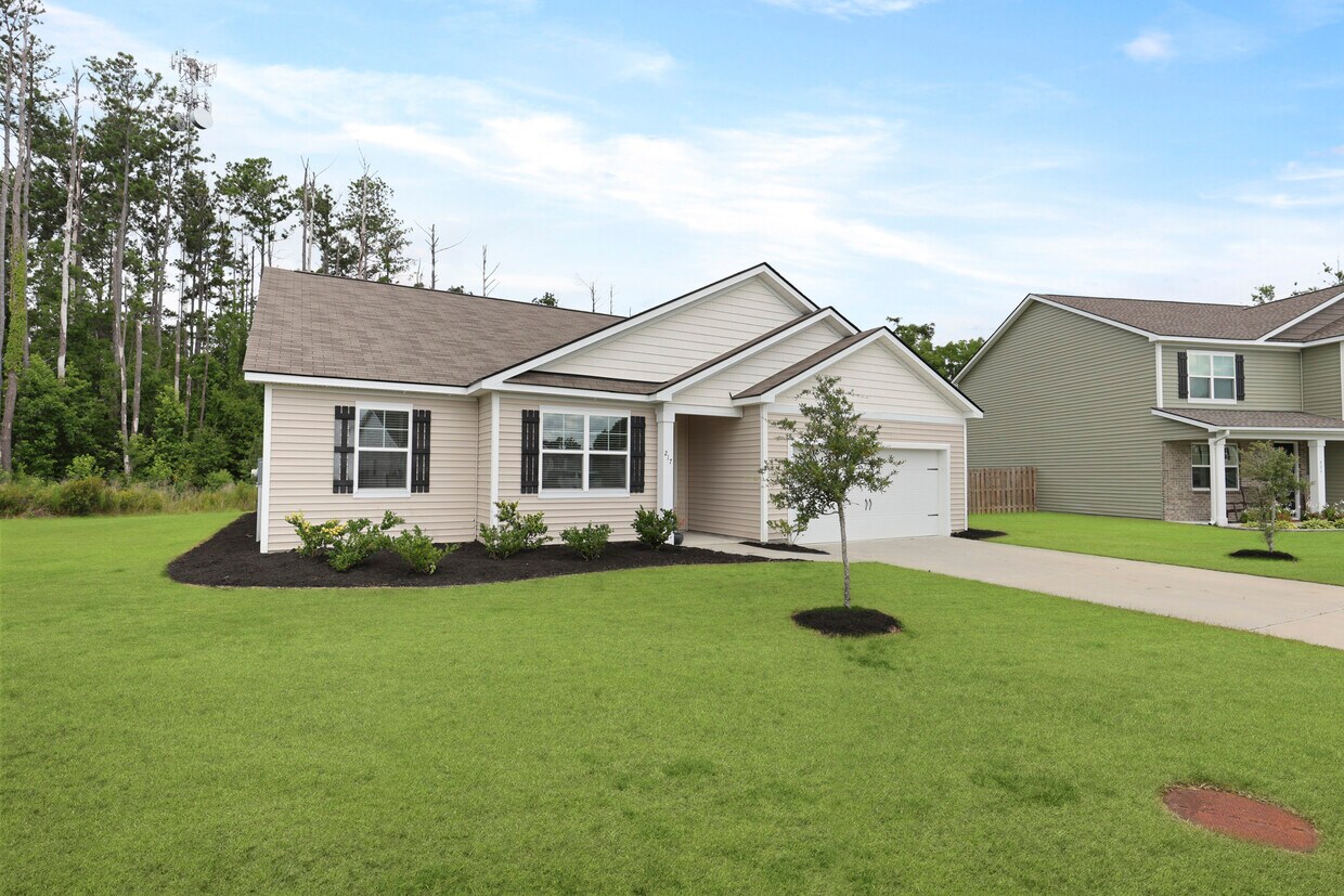 Primary Photo - 217 Wedge Cir