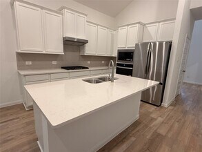 Building Photo - 7323 Blue Gentiana Ln