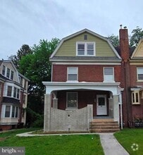 Building Photo - 61 Owen Ave