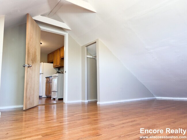 Foto del edificio - 8-8 Sunset St