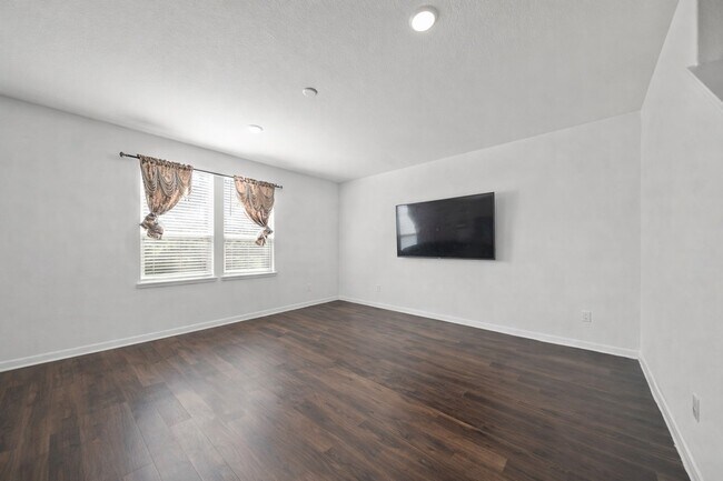 Building Photo - 116 Chestnut Gate Dr