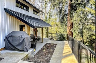 Building Photo - 3411 SE Naef Rd