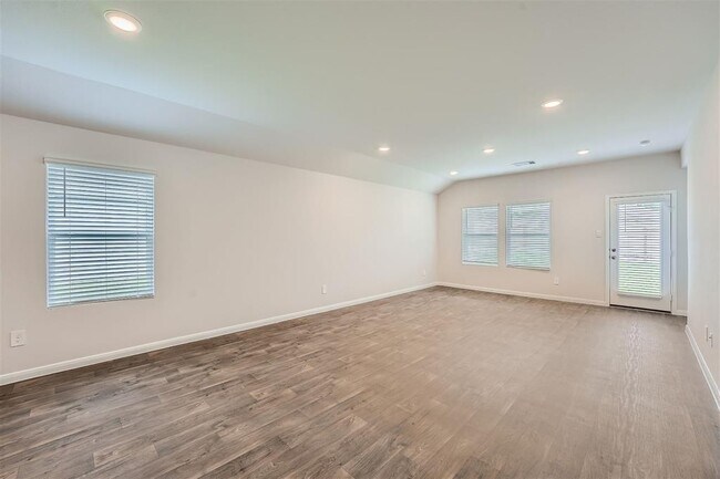 Foto del edificio - 322 Addison Pl