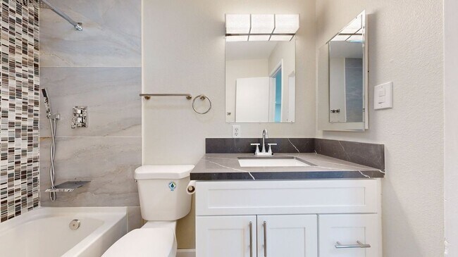Foto del edificio - 9670 Timberlane Ave