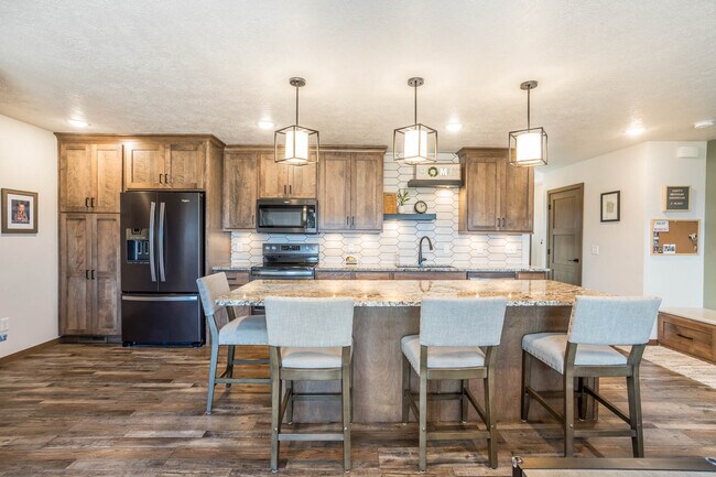 Foto del edificio - 4221 N Knob Hill Ct