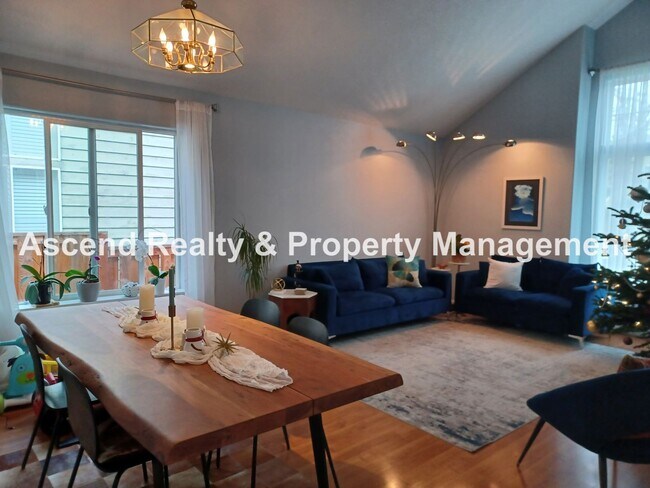 Foto del edificio - Woodhaven Sherwood Magical One Level Home Available January 1 Small Pet w/Pet Rent