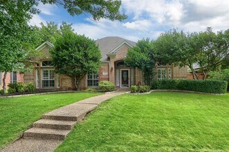 Building Photo - 125 Wrenwood Dr