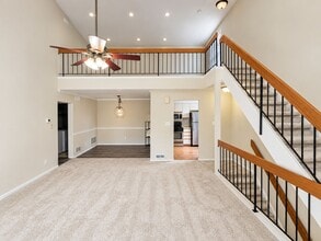 Building Photo - 608B Sedgefield Dr