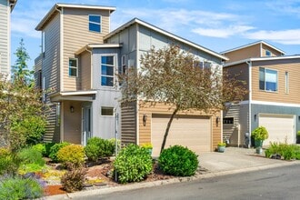 Building Photo - 3062 Banks Ln SW